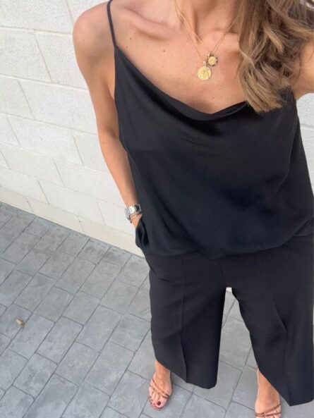 Camiseta raso tirante fino negra - Imagen 2