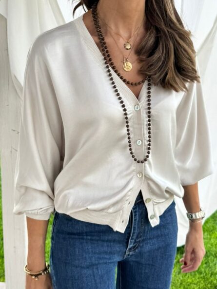 Chaqueta de raso con botones. - Imagen 3