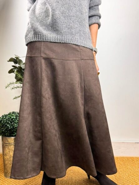 Falda antelina midi chocolate - Imagen 2