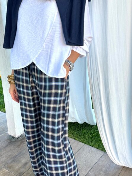Pantalón cuadros  mini azul marino. - Imagen 2